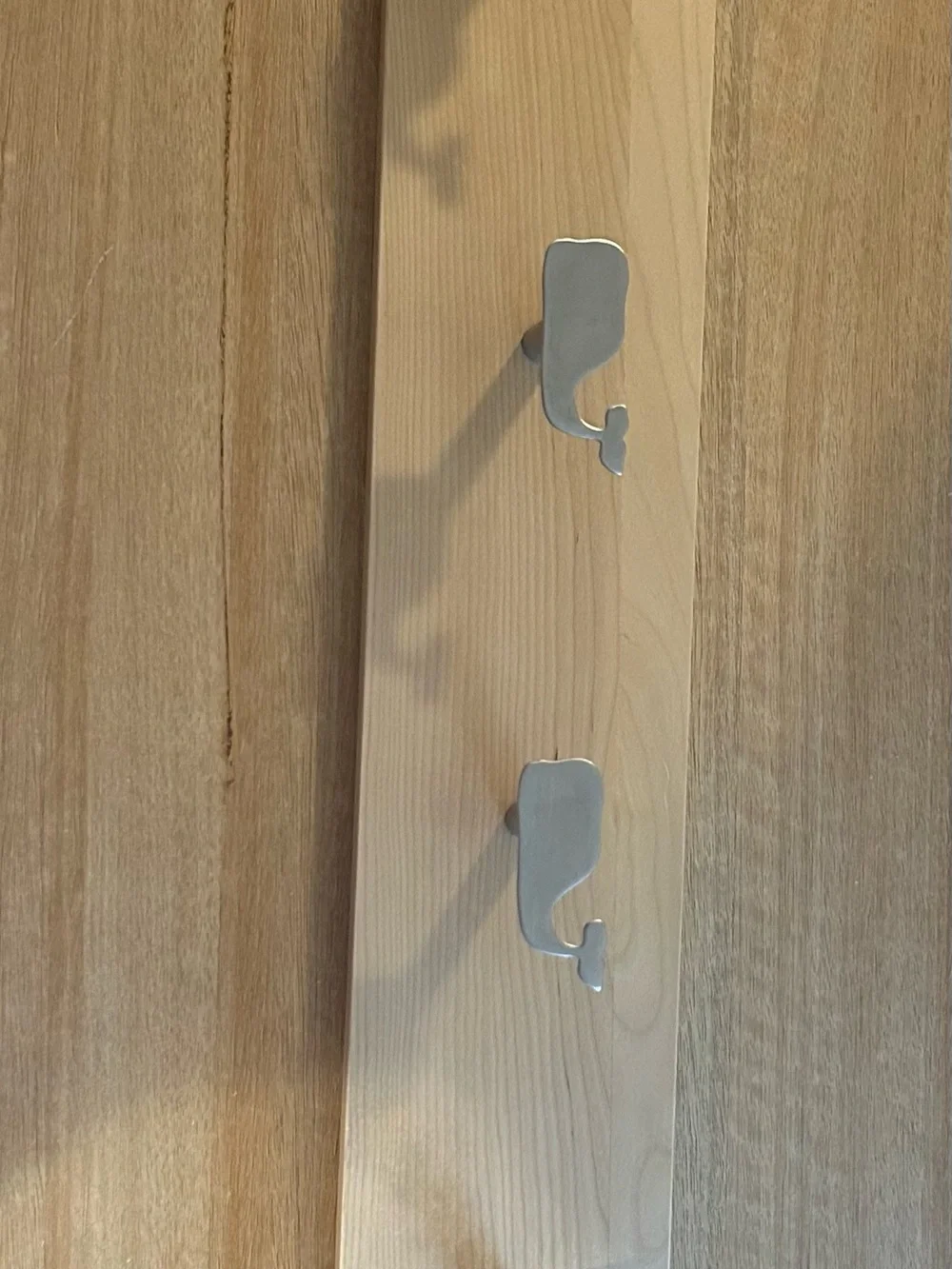 Vineyard Vines Silver Whale Hook Rack on Natural Wood